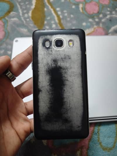 Samsung Mobile J5