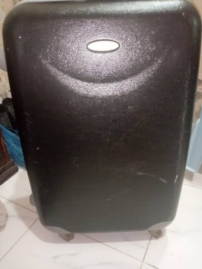 Premium FIDELE Hard-Shell Trolley Suitcase.