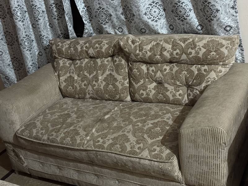 Sofa set 0