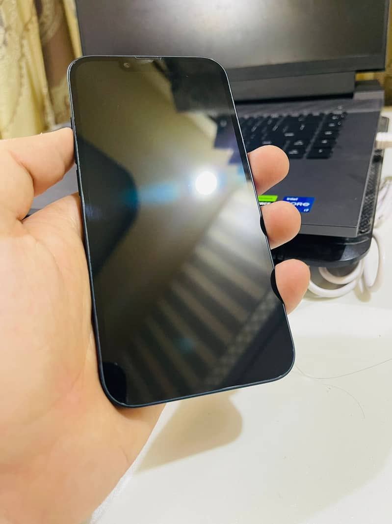 Apple iPhone 14 2