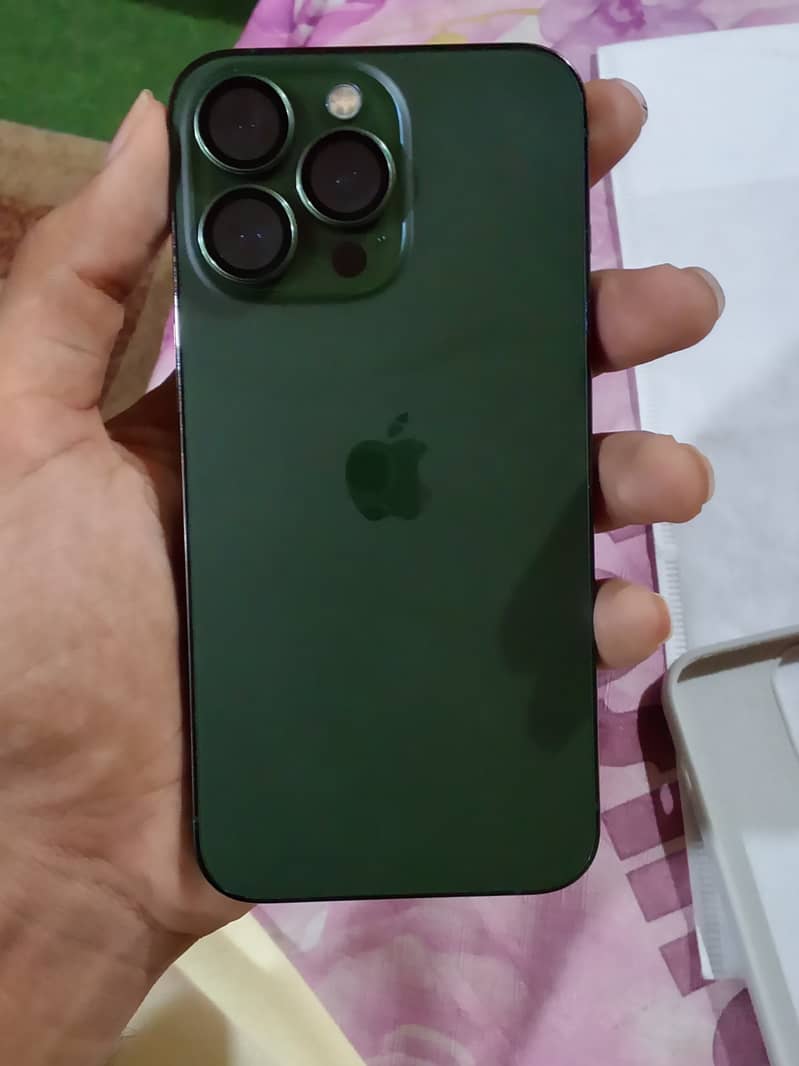 Apple iPhone 13 Pro 0