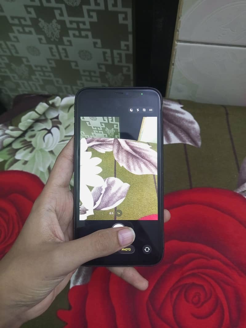 Apple iPhone 11 7