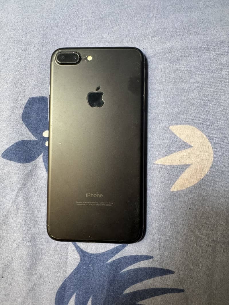 Apple iPhone 7 Plus 1