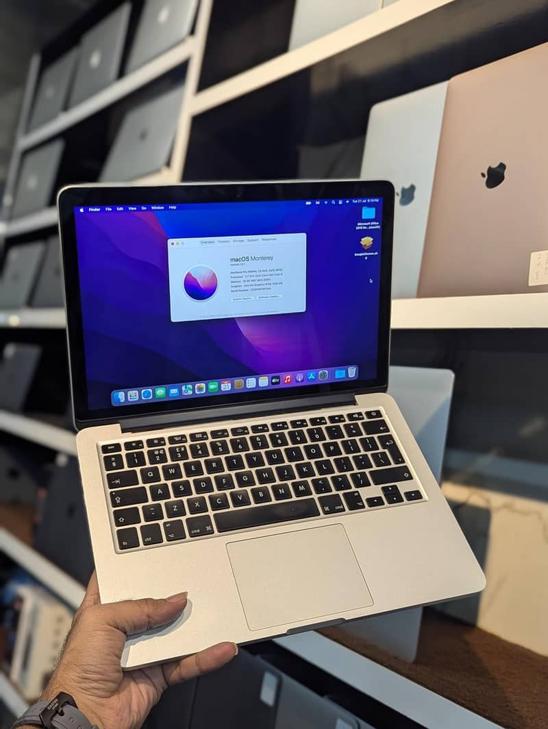 MacBook pro 2015 0