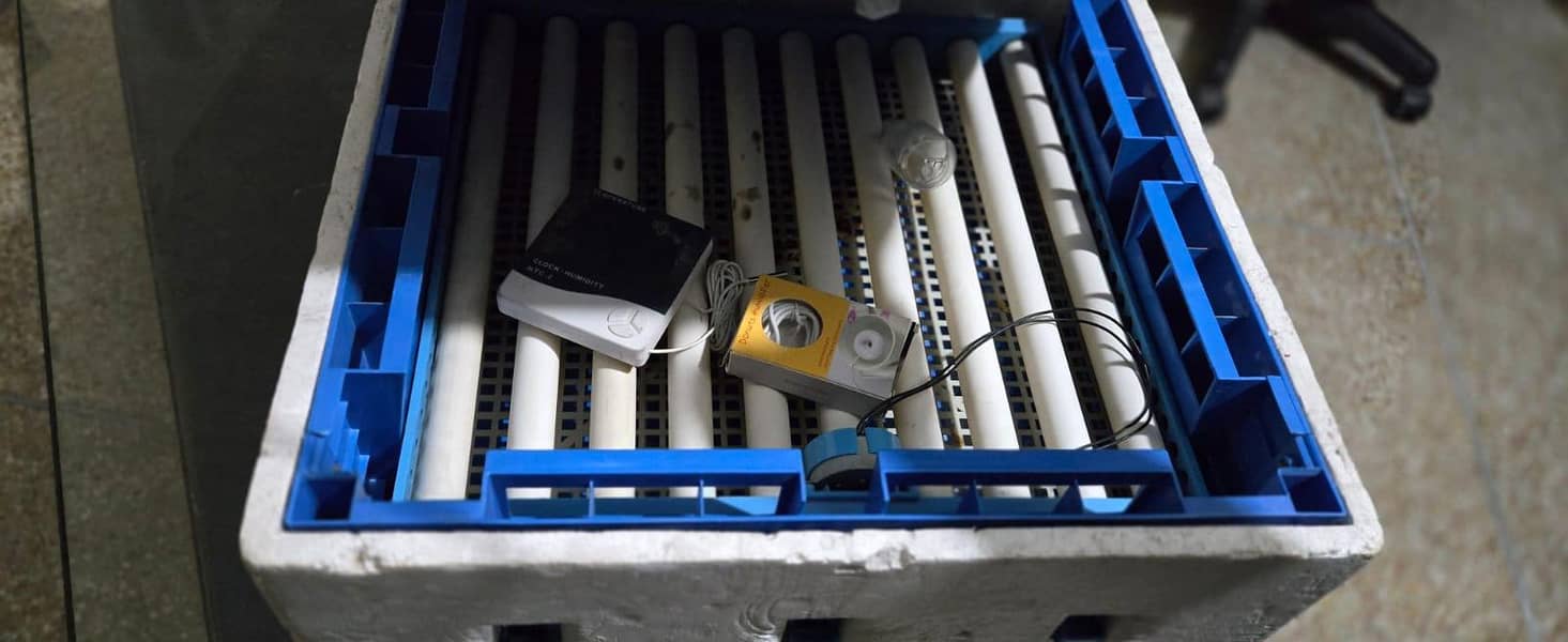 automatic incubator 1