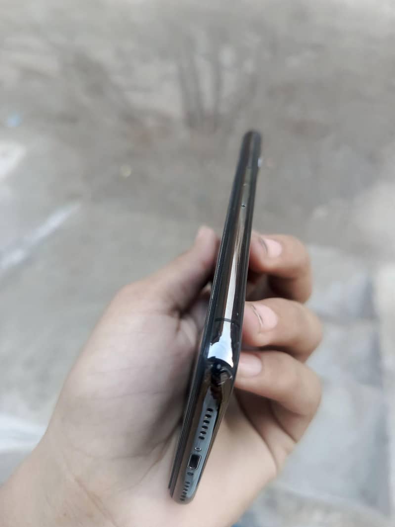 Apple iPhone X 1