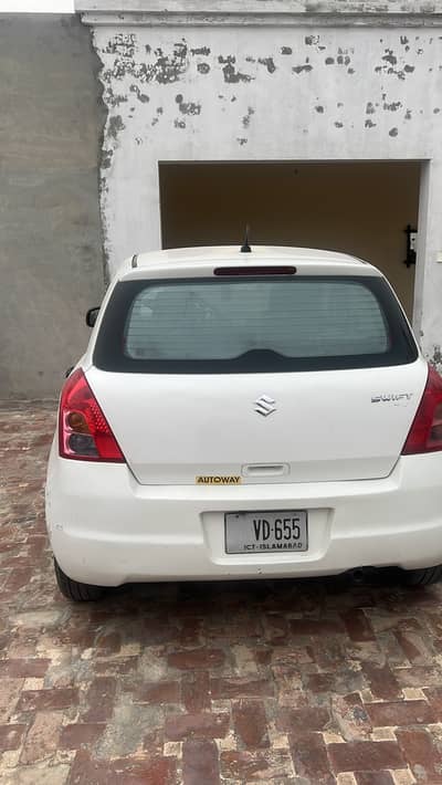 Suzuki Swift 2012