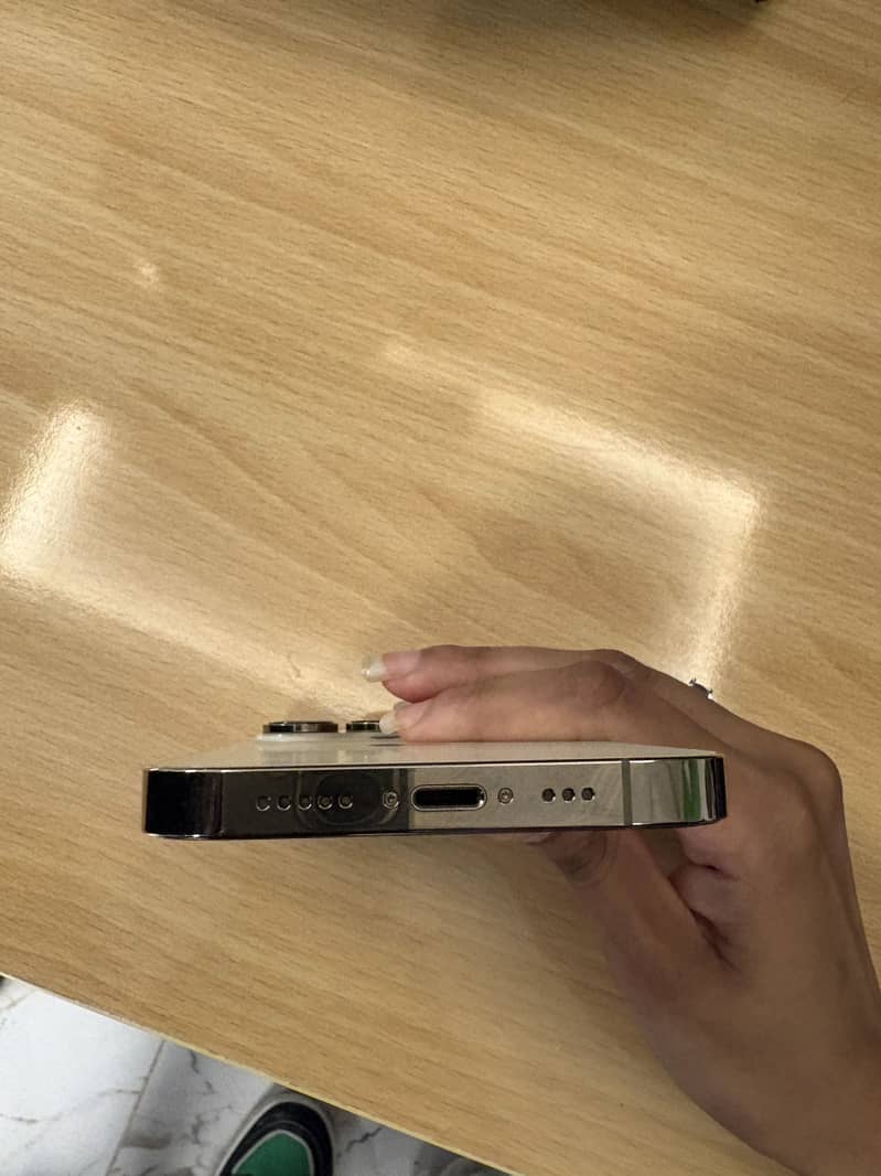 Apple iPhone 14 Pro 3