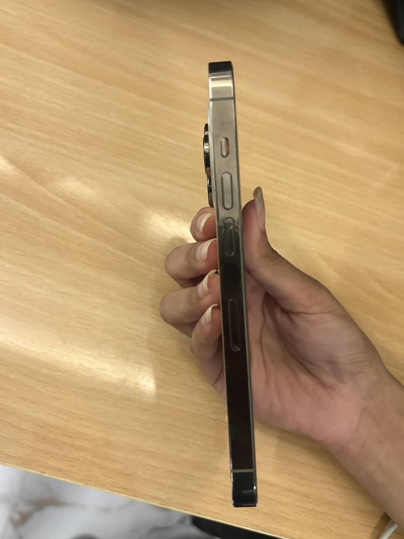 Apple iPhone 14 Pro 5