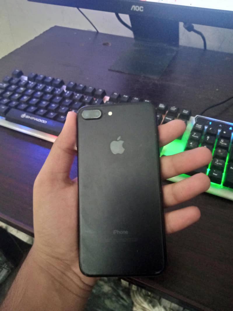 Apple iPhone 7 Plus 3