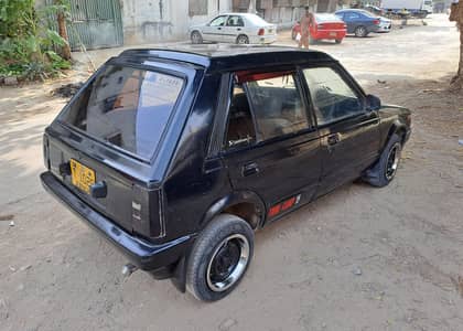 Daihatsu Charade 1984-1991 Black