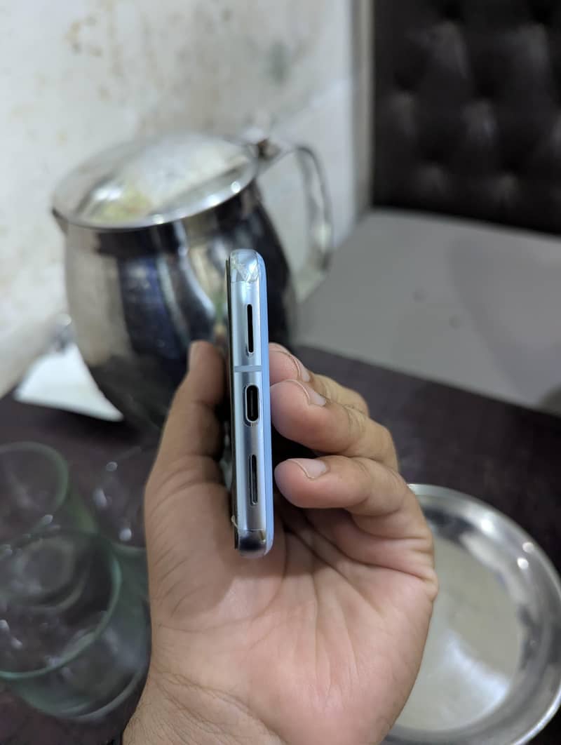 GOOGLE PIXEL 8 PRO 3