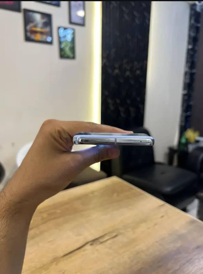 Google Pixel 8 Pro 3