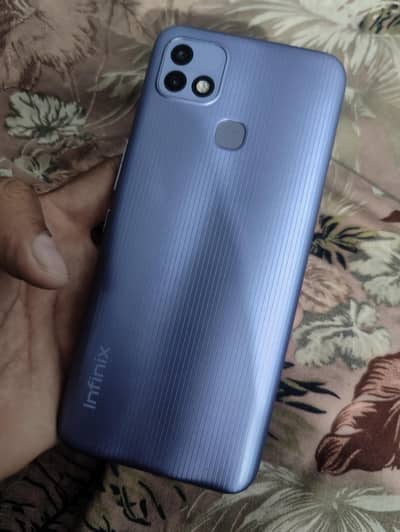 Infinix Hot 10i 128gb pta approved seald mobile