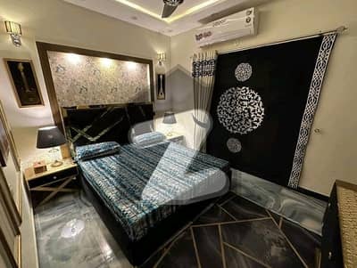 Vip 5 Marla Used House Available For Sale In Bahria Town Lahore