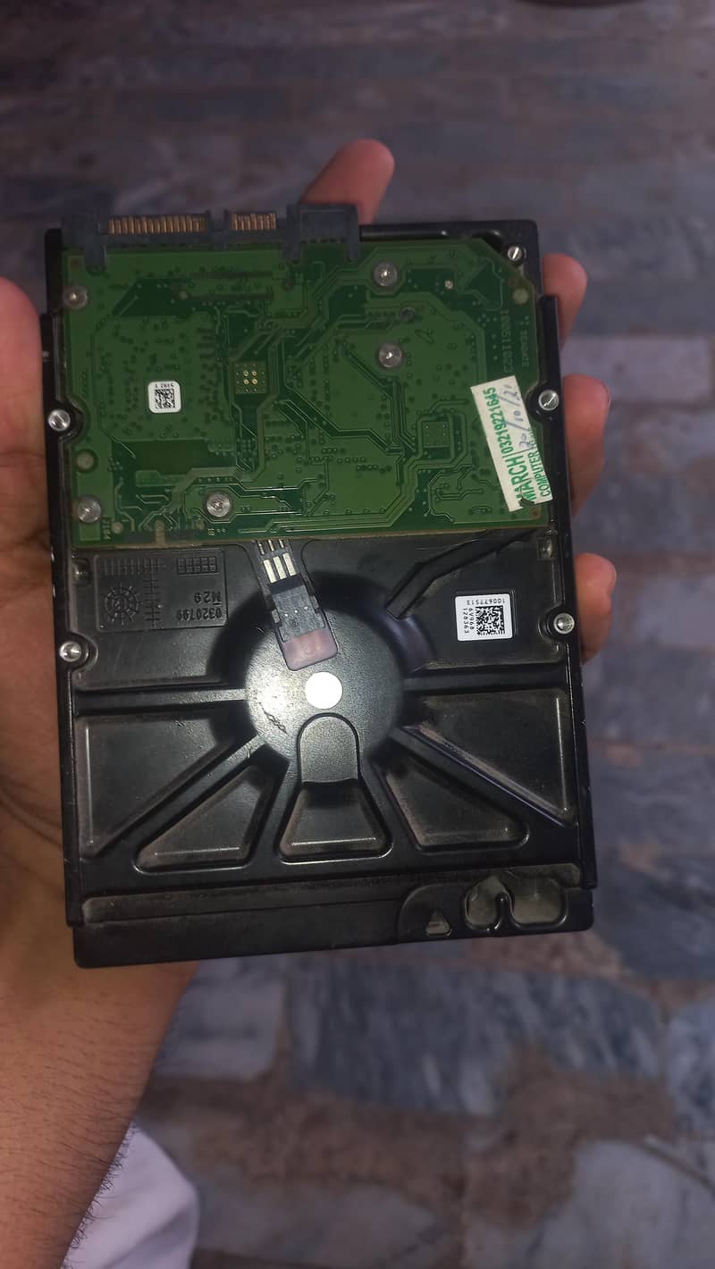 Seagate Hard Disk 3TB 2