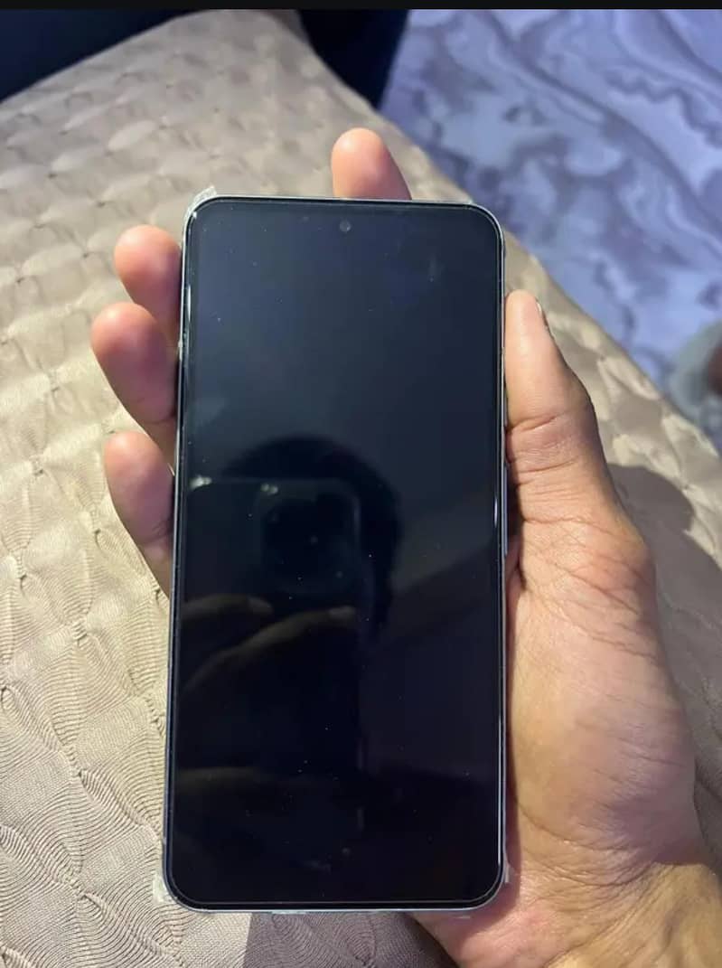 Google Pixel 8 3