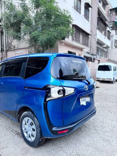 TOYOTA SIENTA G LED
