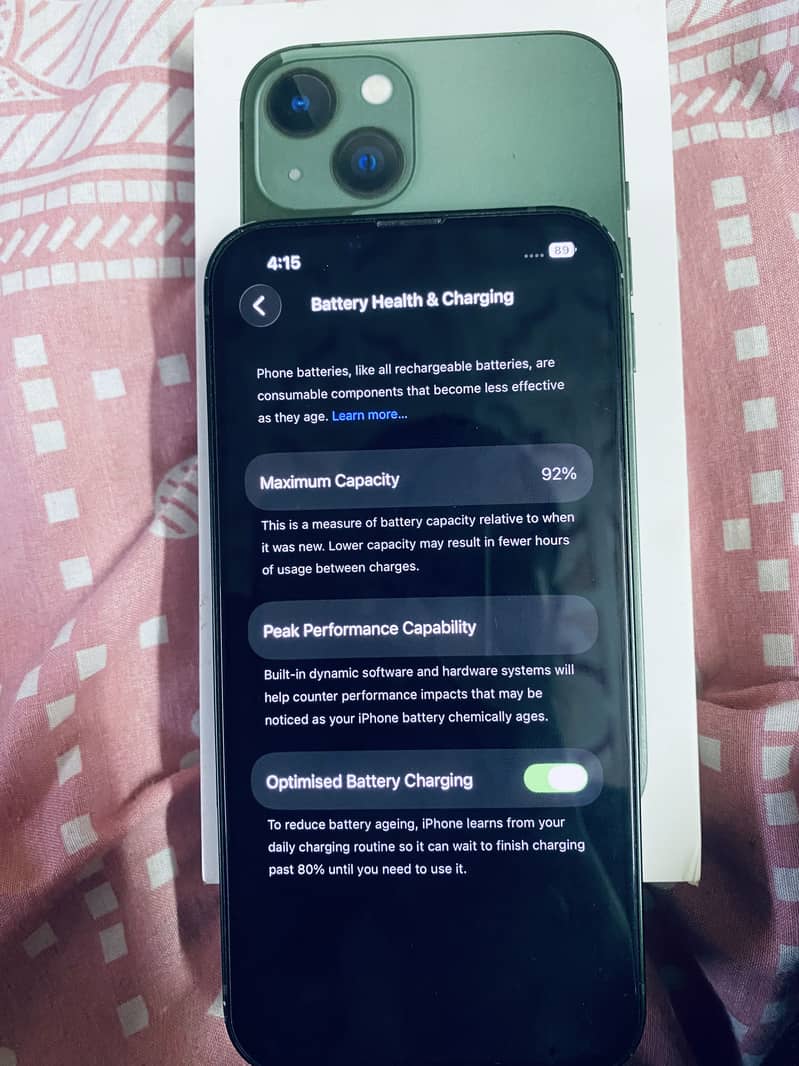 Apple iPhone 13 6