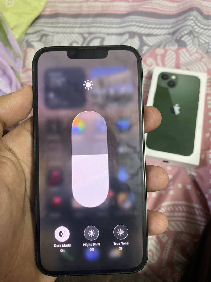 Apple iPhone 13 7
