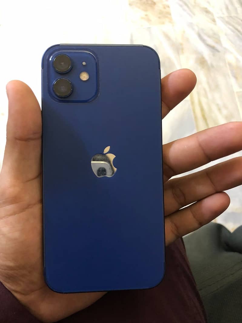 Apple iPhone 12 1
