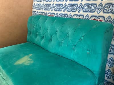 4 seater sofa urgent sale
