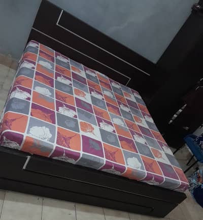 King Size Bed 6x6 with Spring Mattress & Plywood Base