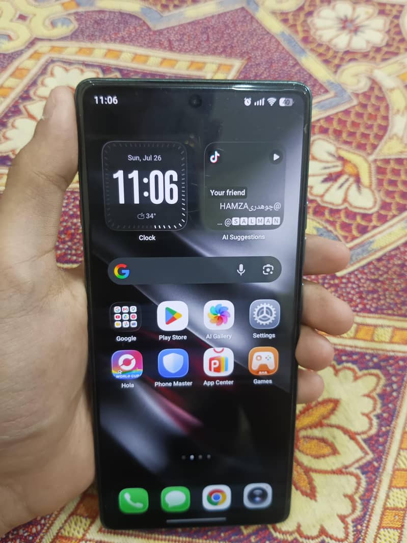 Tecno CAMON 40 1