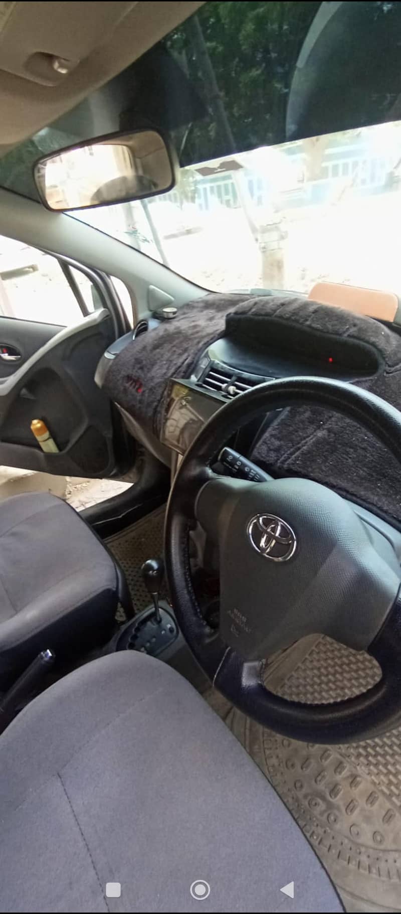 vitz 2010 automatic 4