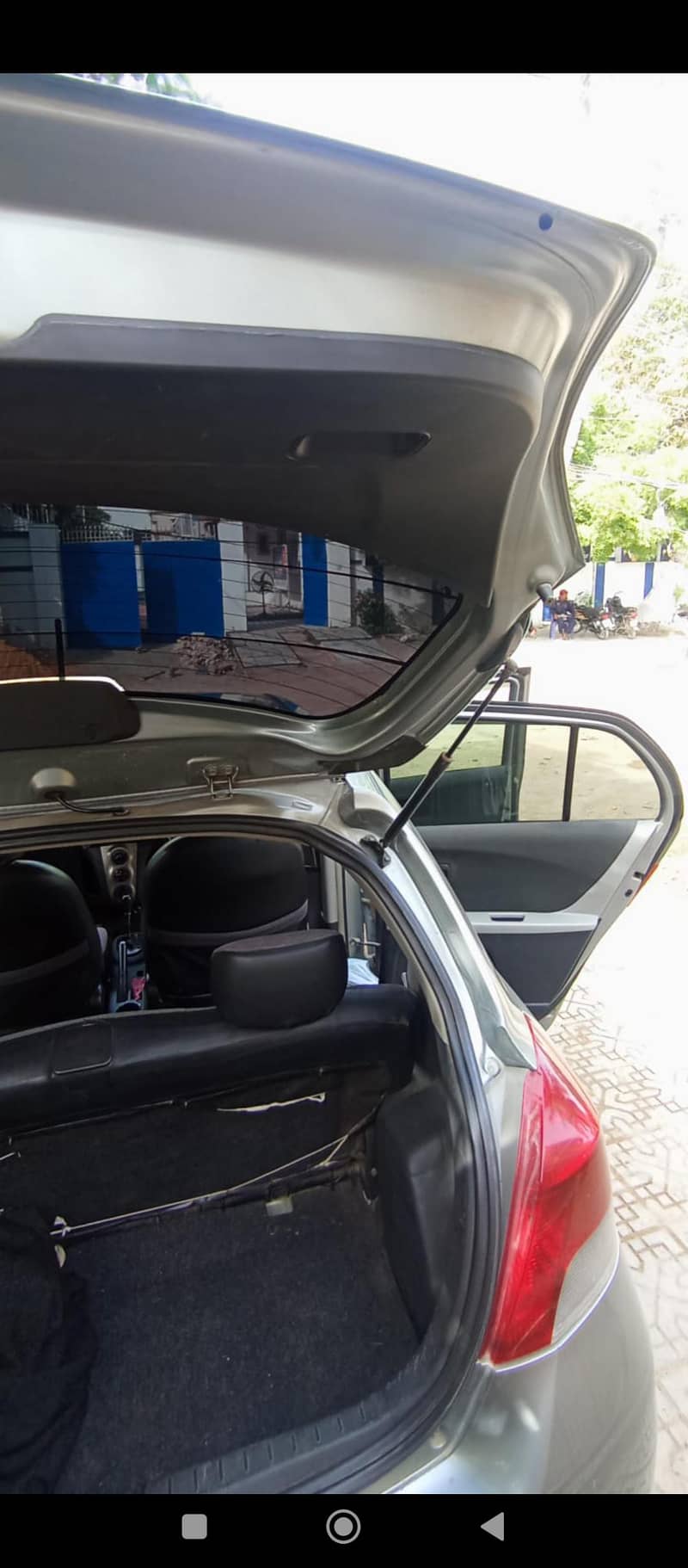vitz 2010 automatic 5