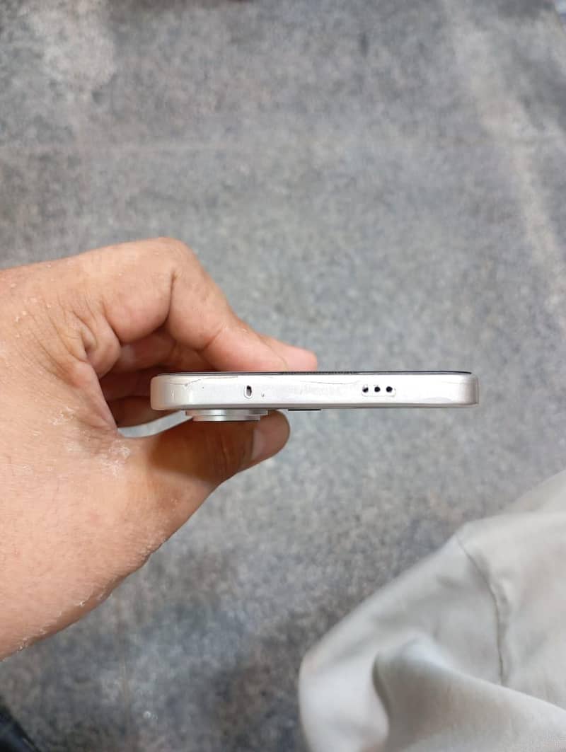 Tecno camon 50 13