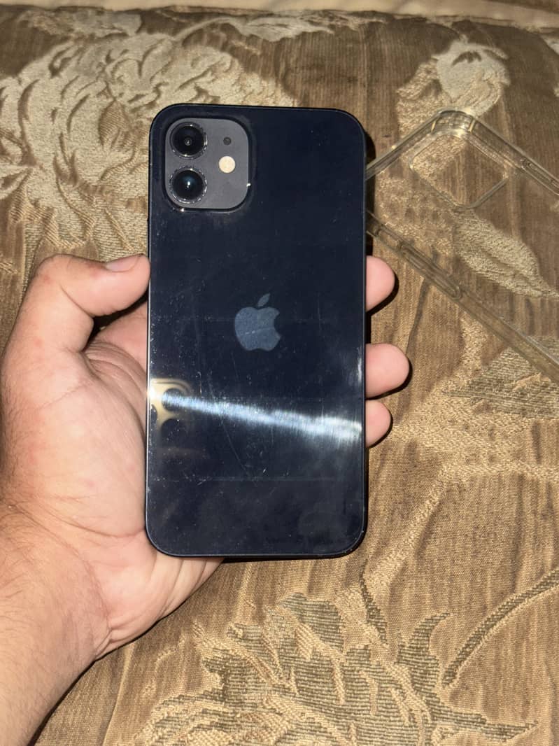 Apple iPhone 12 FU 1