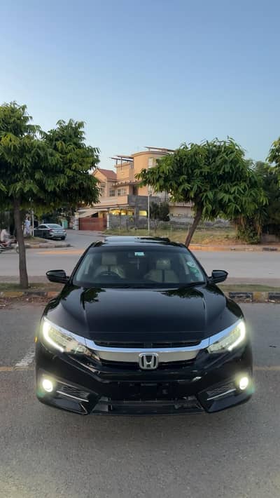Honda Civic Oriel 1.8 i-VTEC CVT