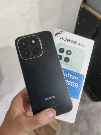 Honor X6 12gb 128 condition 10 by 8.5 exchange possible