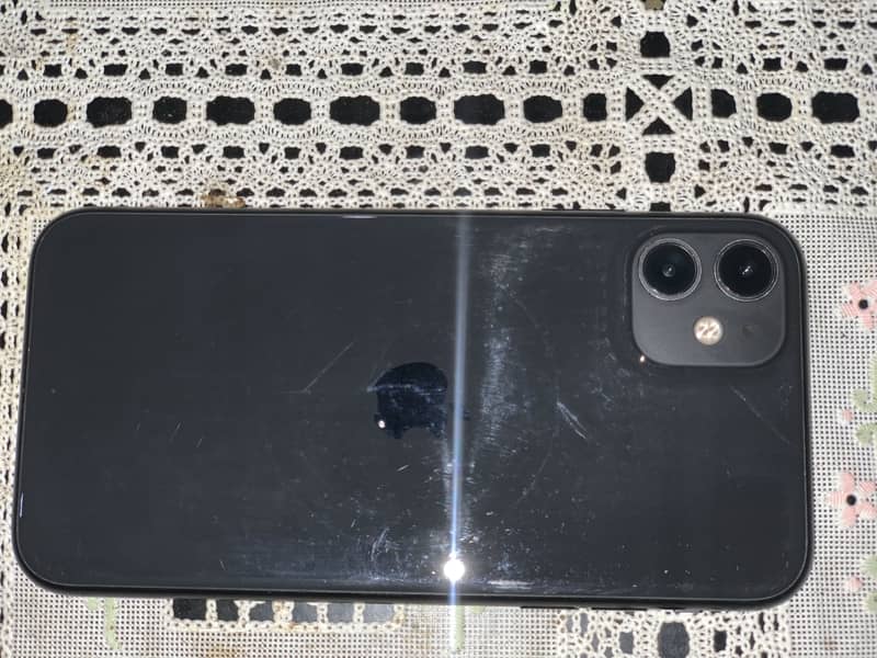 Apple iPhone 11 7