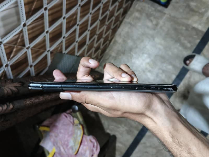 GOOGLE PIXEL 6 PRO 4