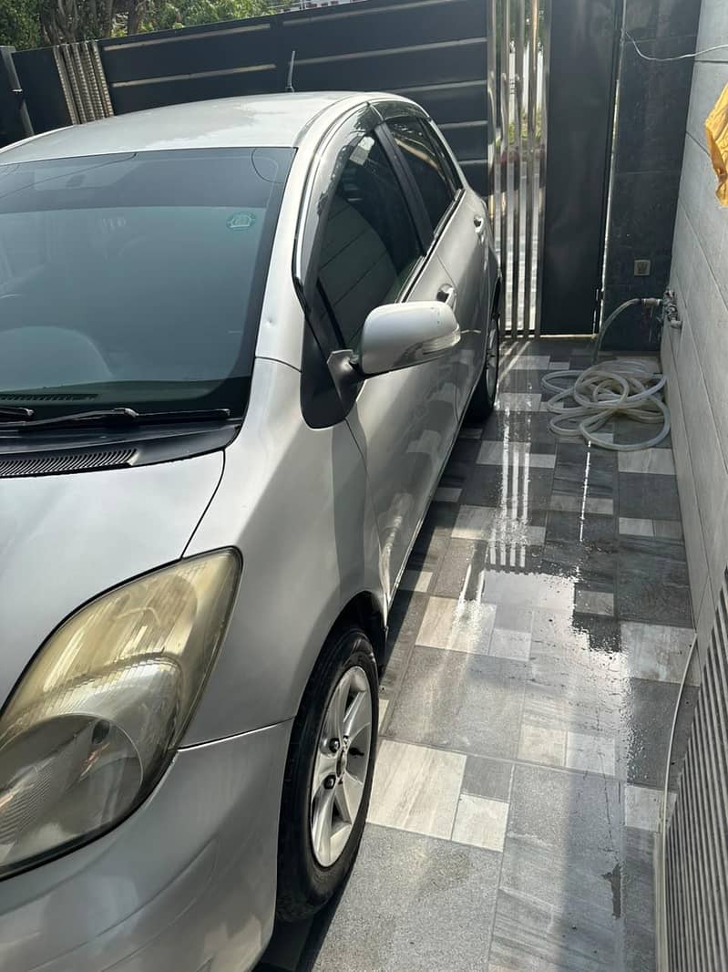 Toyota Vitz 2010/14 1