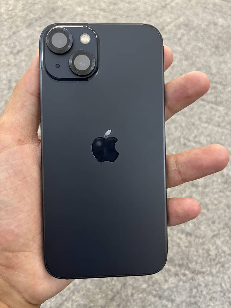 Apple iPhone 13 1