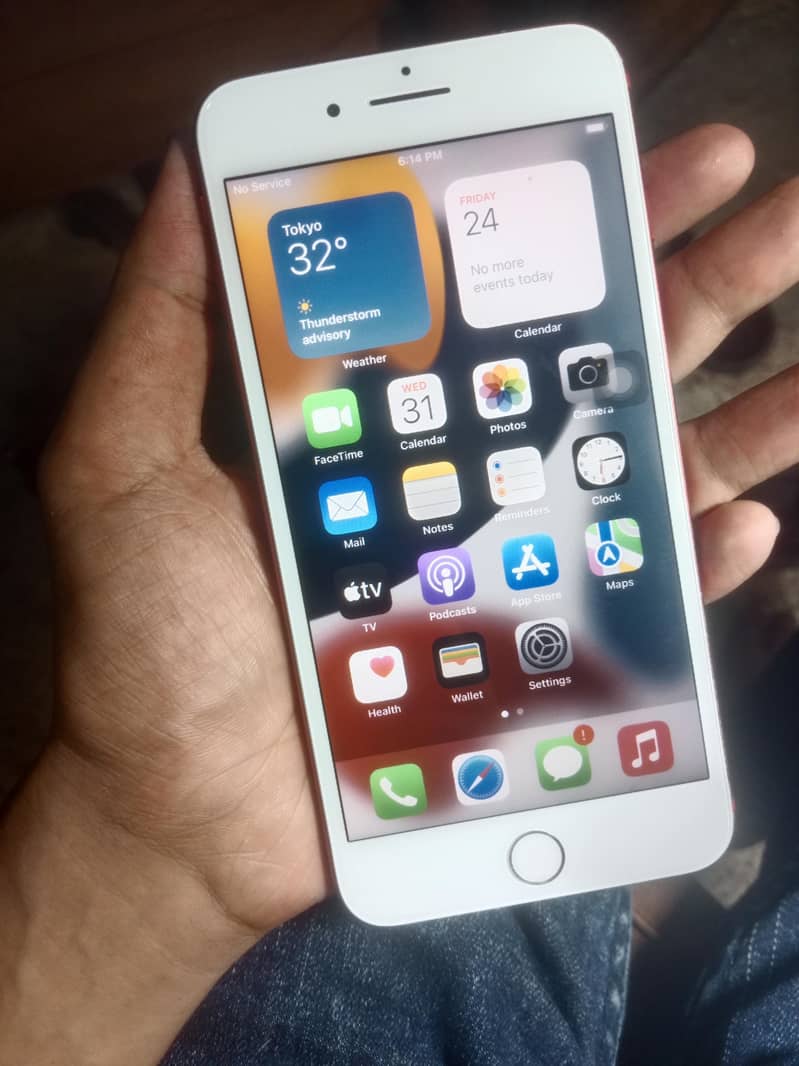 Apple iPhone 7 Plus 1