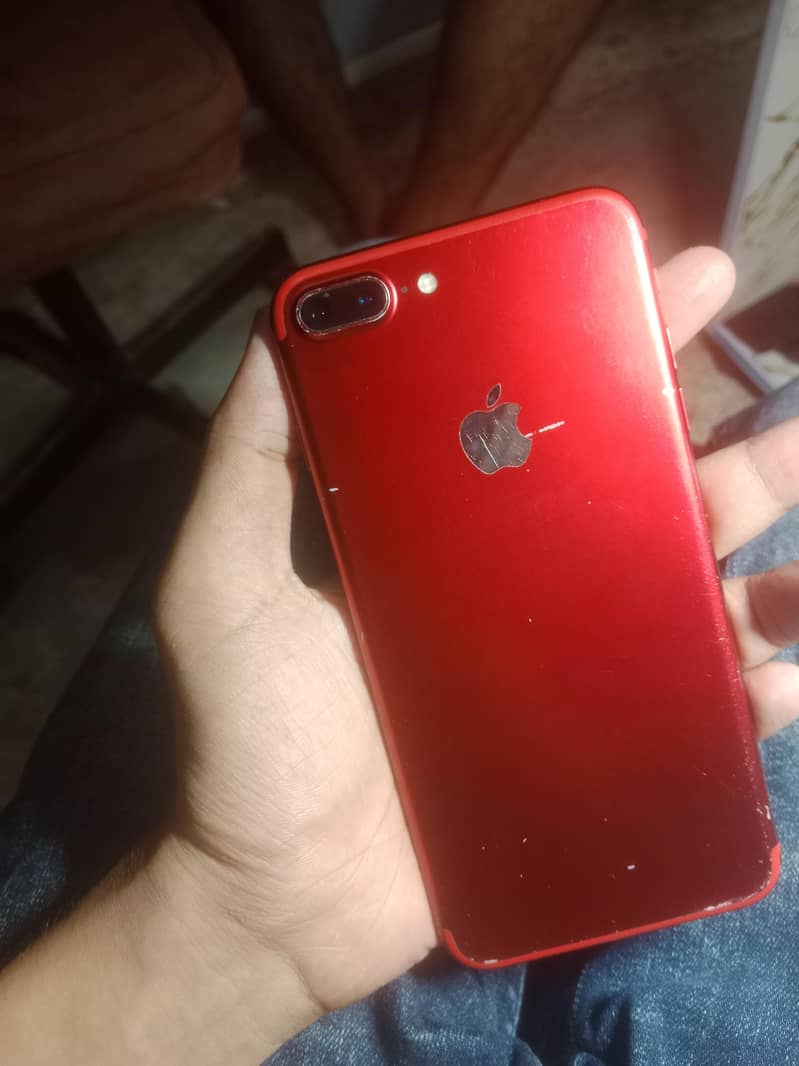 Apple iPhone 7 Plus 3
