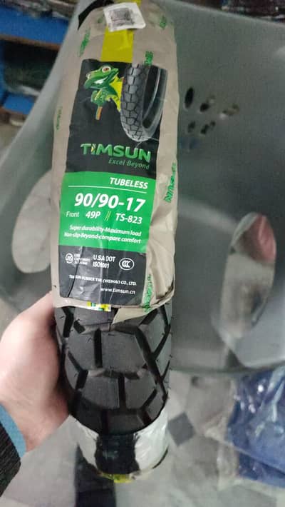 Used TIMSUN Tubeless Tyre 90/90-17 Rear – Good Condition