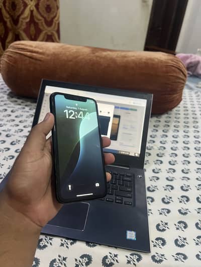 Apple iPhone XR