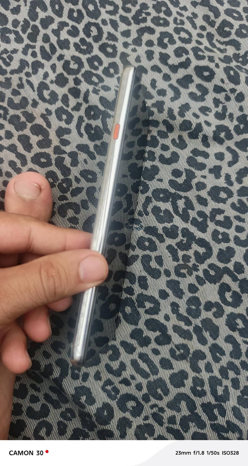 Tecno CAMON 40 2