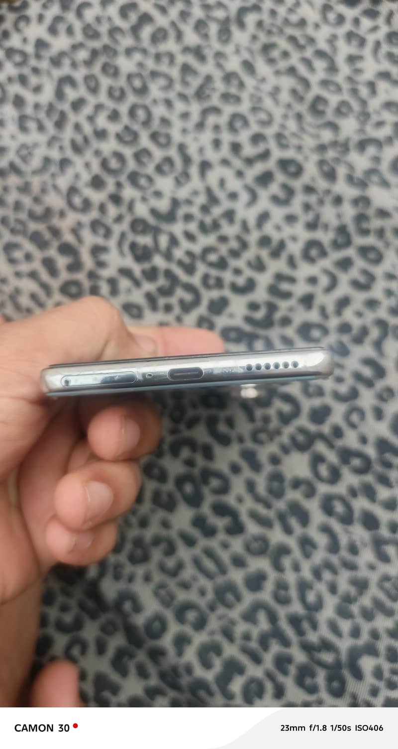 Tecno CAMON 40 4