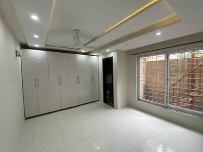 Rawalpindi Bahria Town Phase 8 7 Marla single unit House For Sale