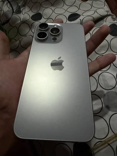 IPHONE 15 pro max factory
