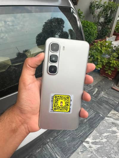 Infinix Hot 60 Pro Plus 16/256gb Varient 11 months warranty