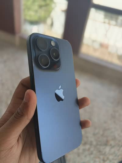 Apple iPhone 15 Pro