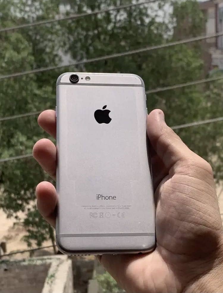 Apple iPhone 6 4