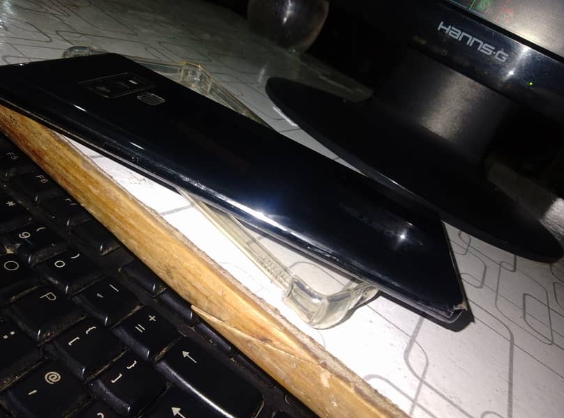 Samsung Mobile Note 9 4